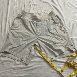 Lululemon License to Train Short 7”